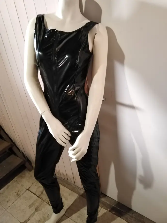 Lak catsuit